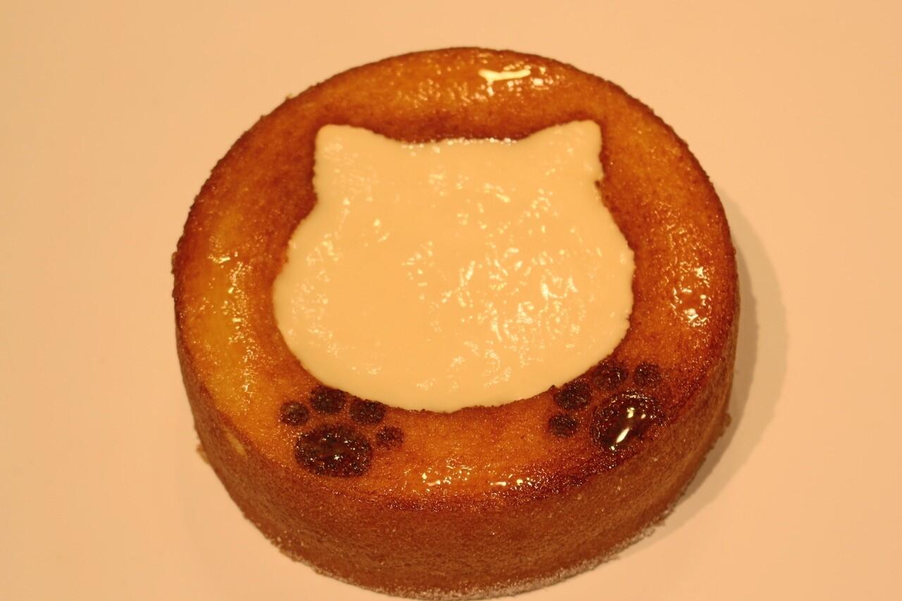 猫パンチ焦がしバームのメープルチーズケーキ