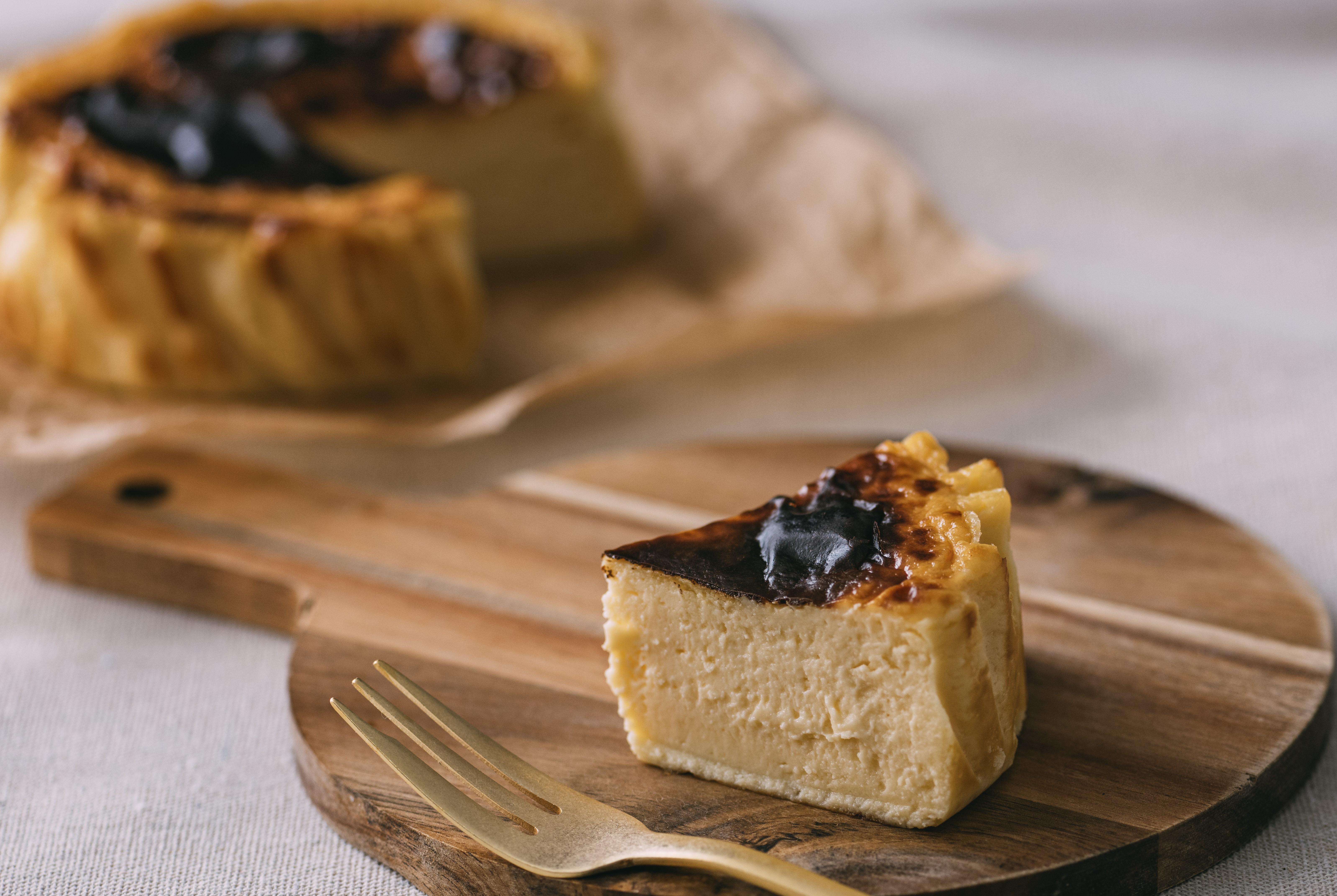 バスクチーズケーキ