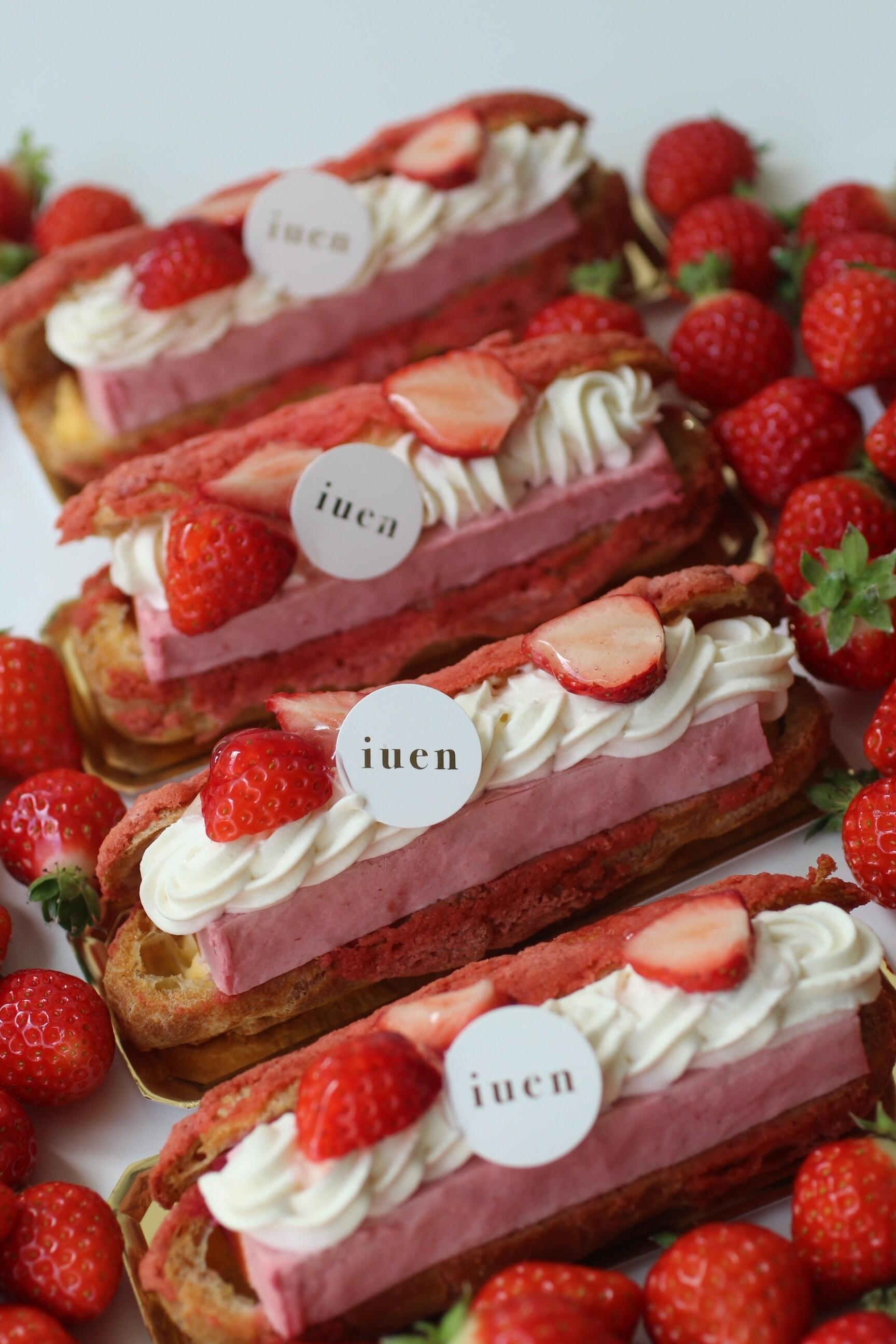 苺の贅沢エクレア