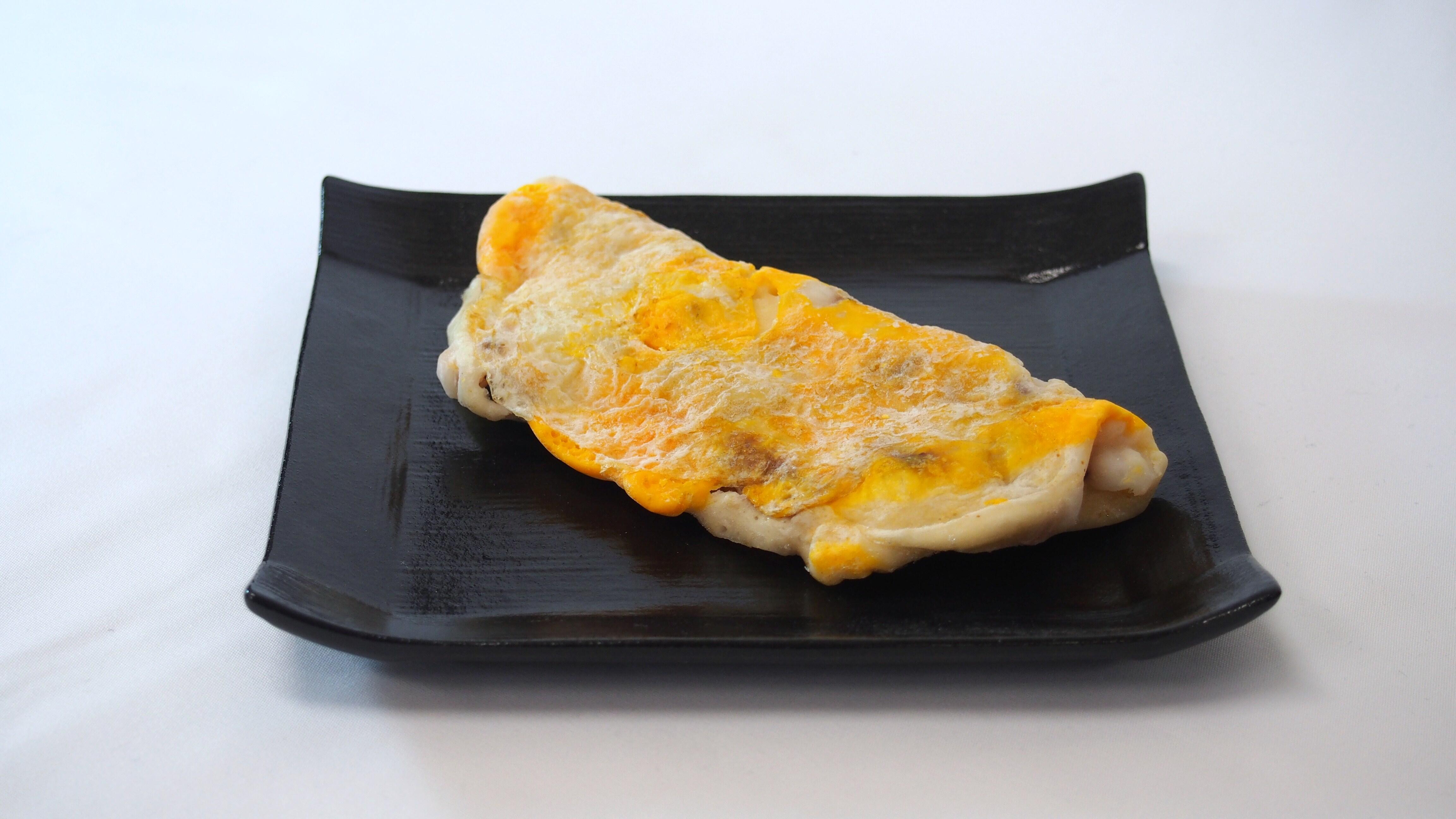 デラバン（卵入りいか焼き）