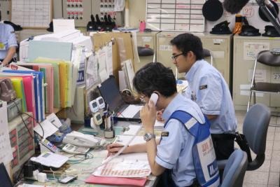 なんば駅で大阪府警察南警察署 近畿日本鉄道株式会社と合同でテロ対策訓練を実施しました Osaka Metro